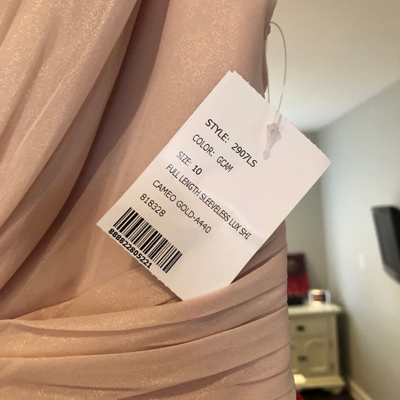 NEVER WORN BRIDESMAID DRESS! - Picture 2 of 4